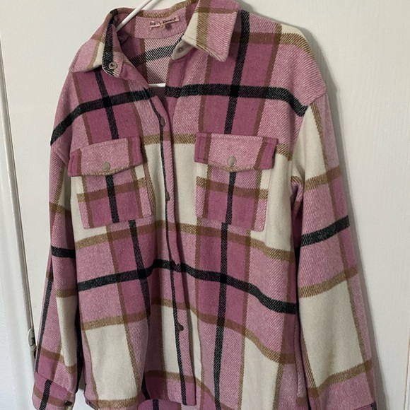 ✨ Cute Shacket for Fall - Size Small ✨ - Picture 4 of 6